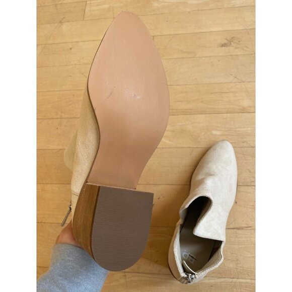 BP Women's "Brynne" faux suede beige bootie sz 10 ankle boot NEW - Picture 6 of 8